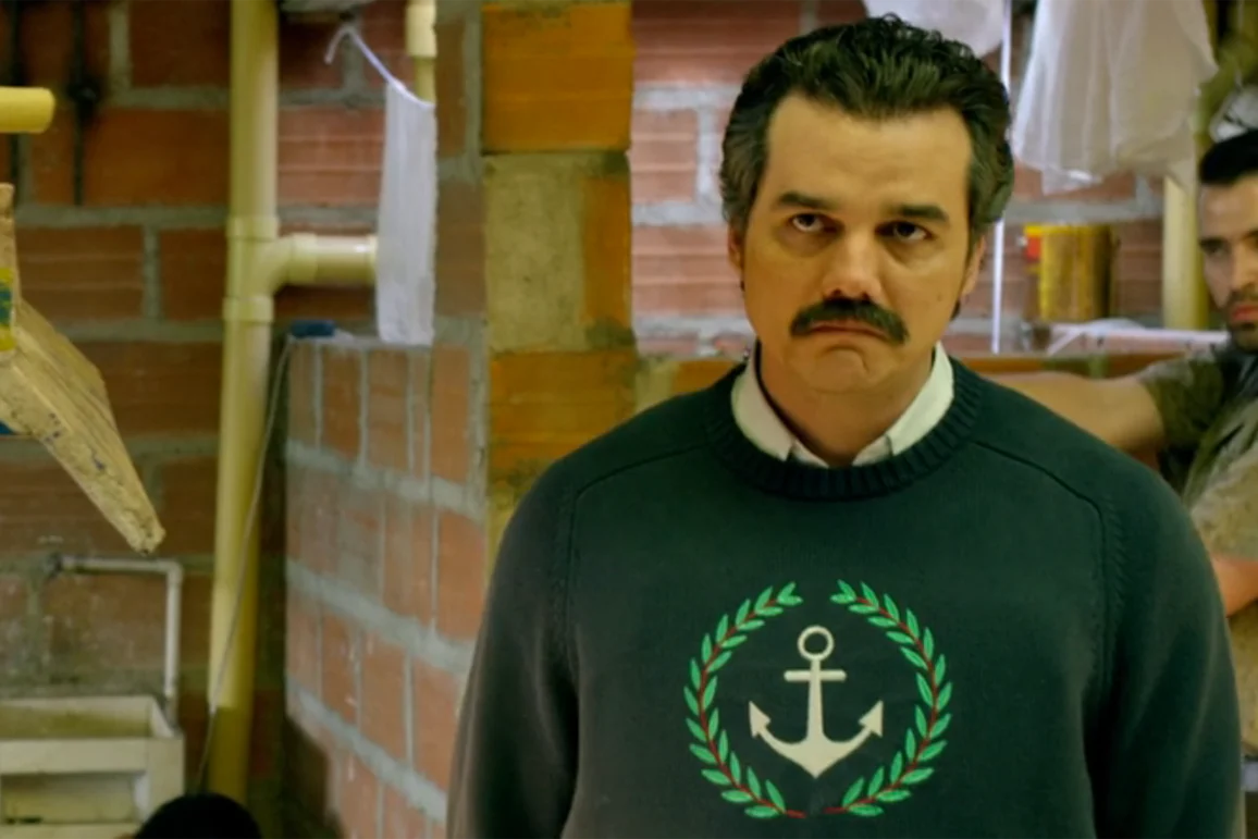 Anchor Narcos Wagner Moura Sweatshirt